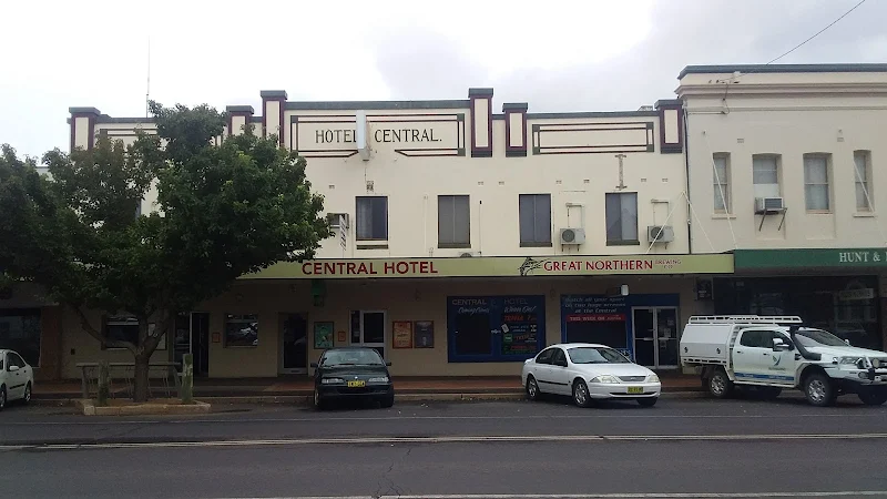 Central Hotel
