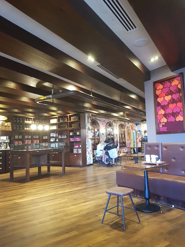 Max Brenner - Tuggerah