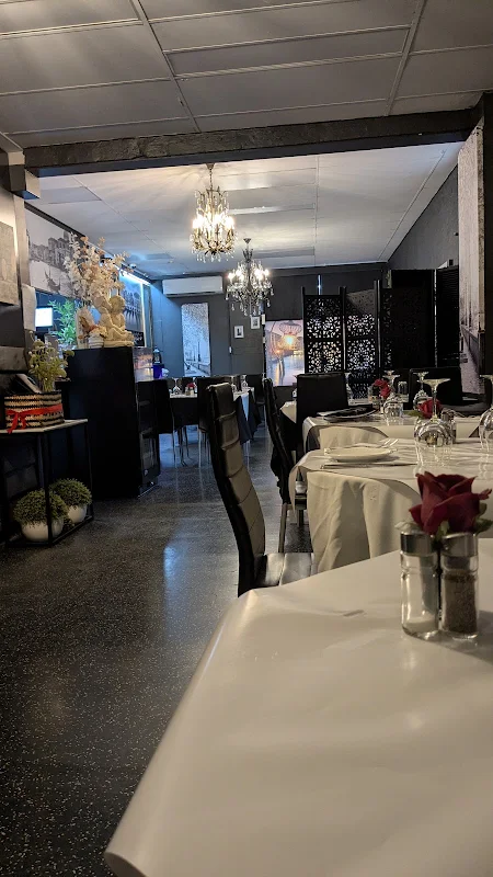 Cafe Romantica