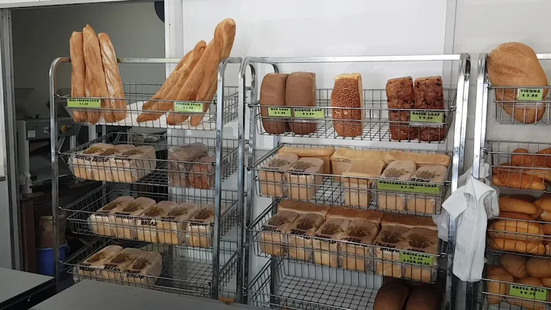Le's Bakery in wallan