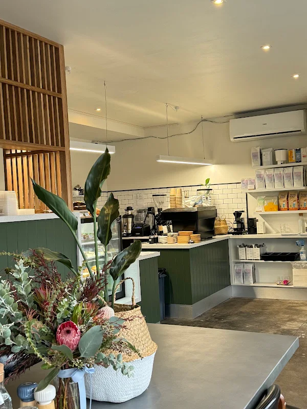 May & Mac Cafe