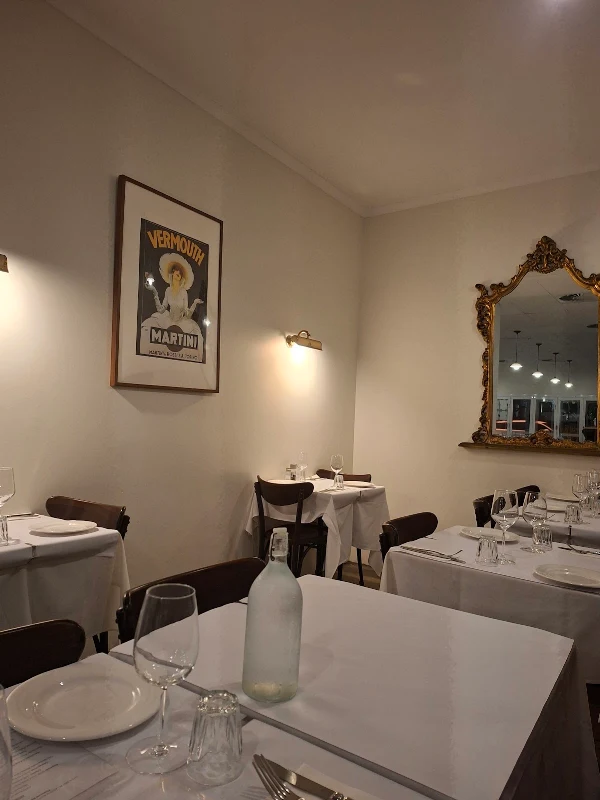 Lexsi Bistro Restaurant