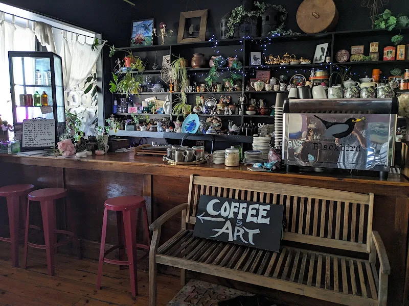 Blackbird Coffee and Fine Art