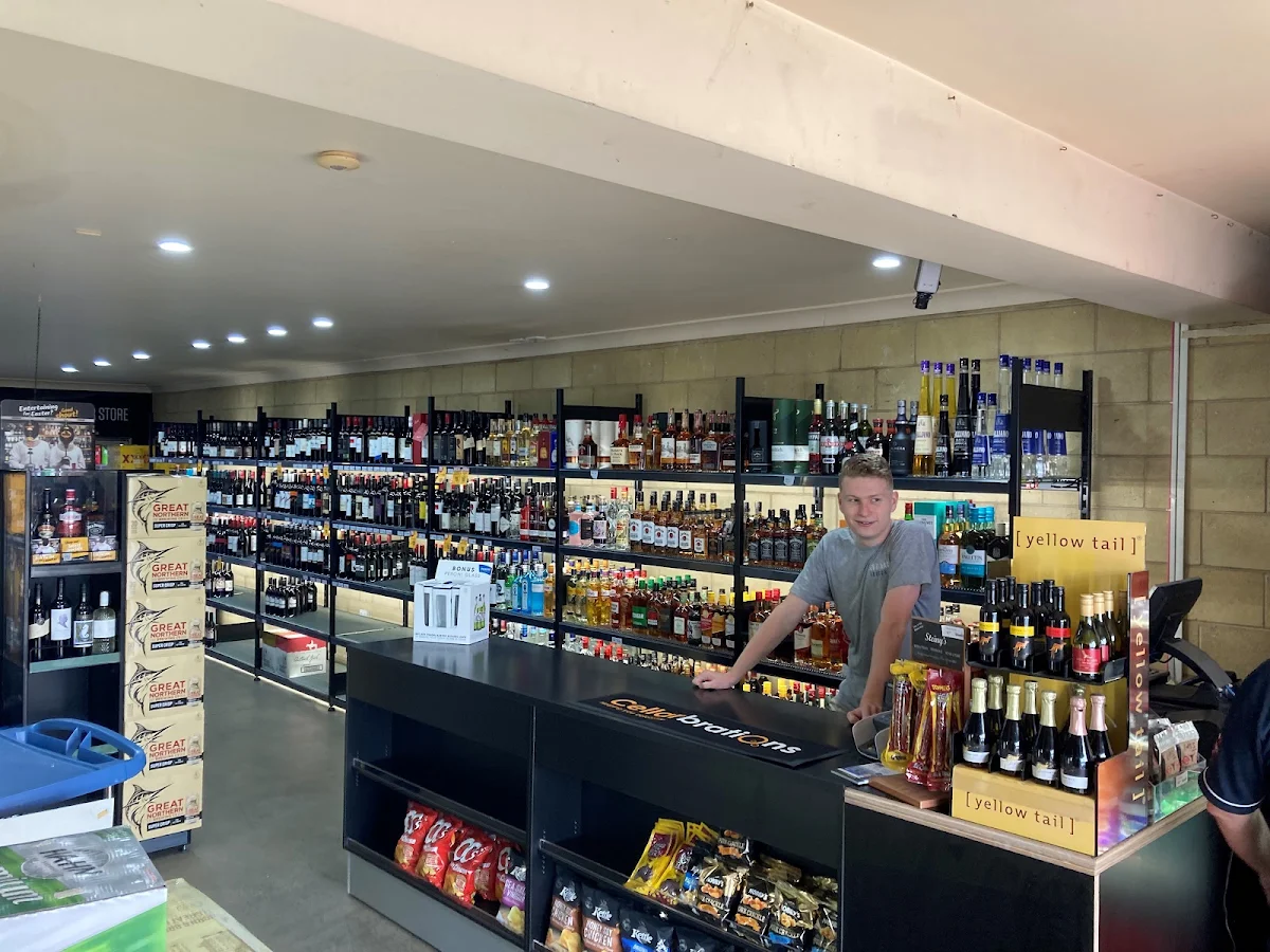 Vibe, Merrimac Tavern & Cellarbrations Bottleshop