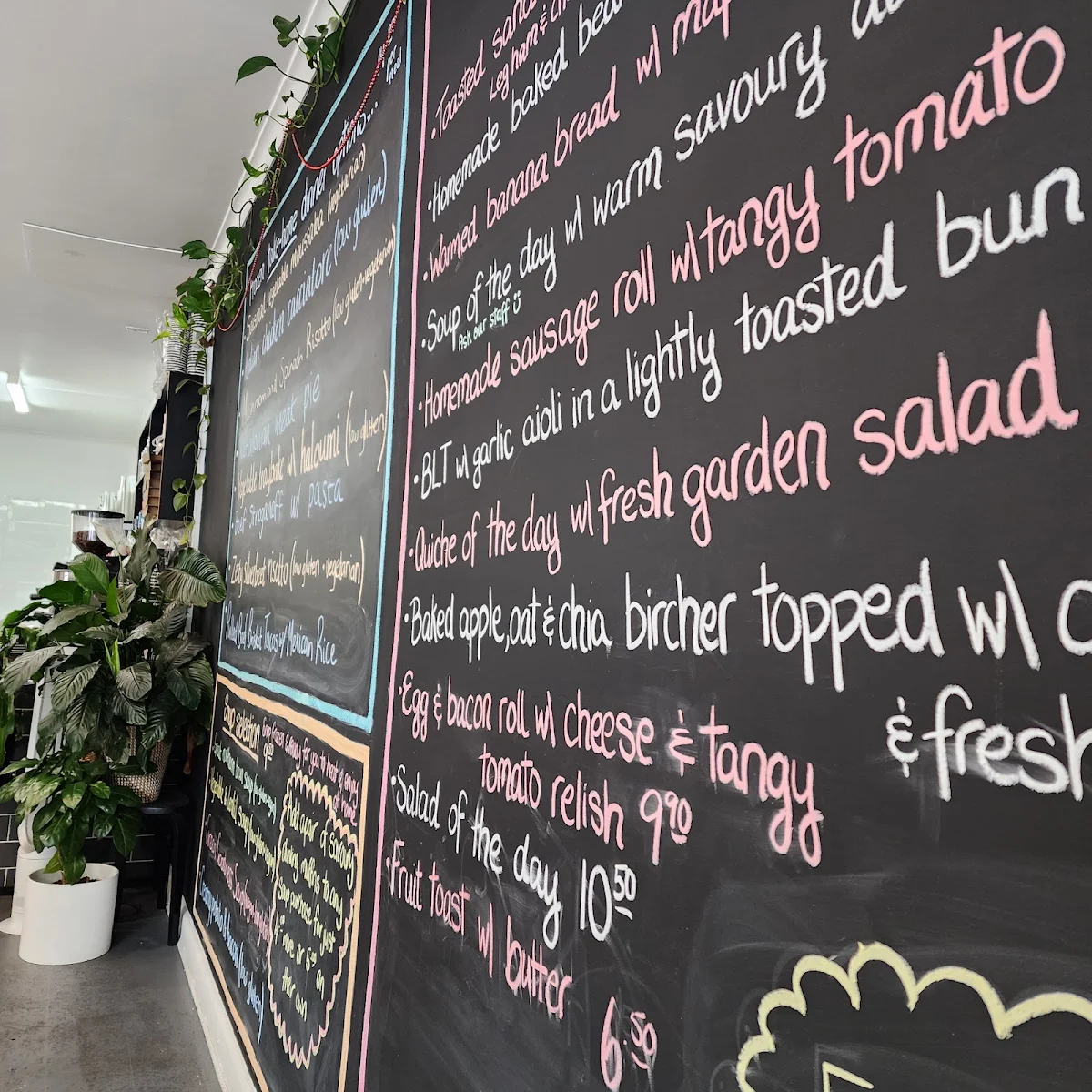 Menu, Larder & Thyme Ferntree Gully