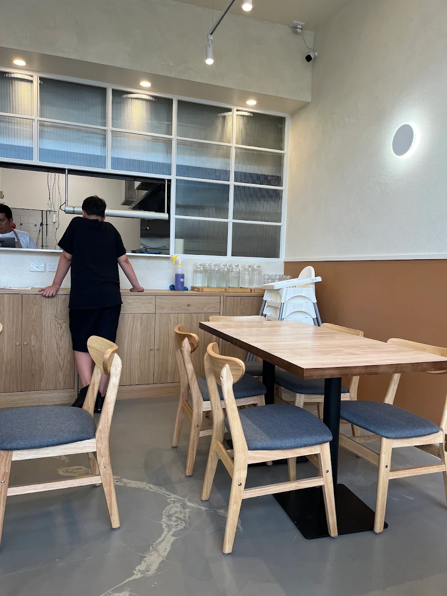 Vibe, HANAKA JAPANESE KITCHEN