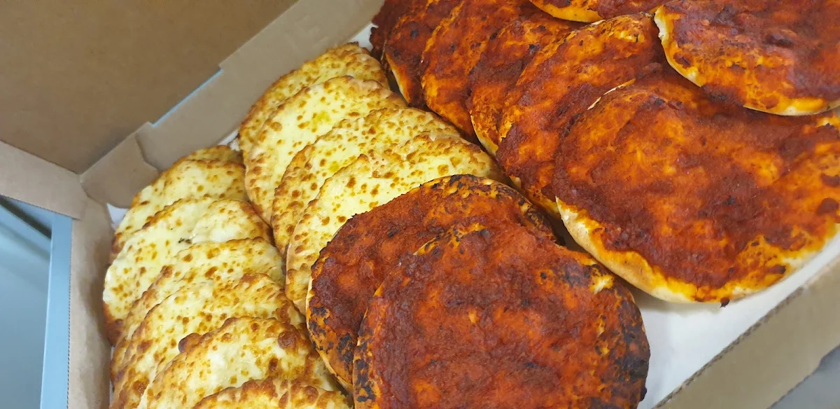 Food & drink, Yummy Bite Pizza