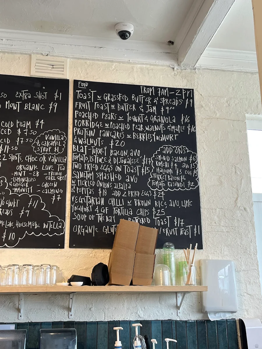 Menu, Sanctum