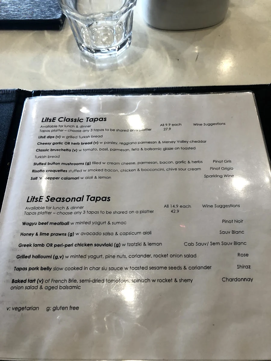 Menu, Litse Lounge