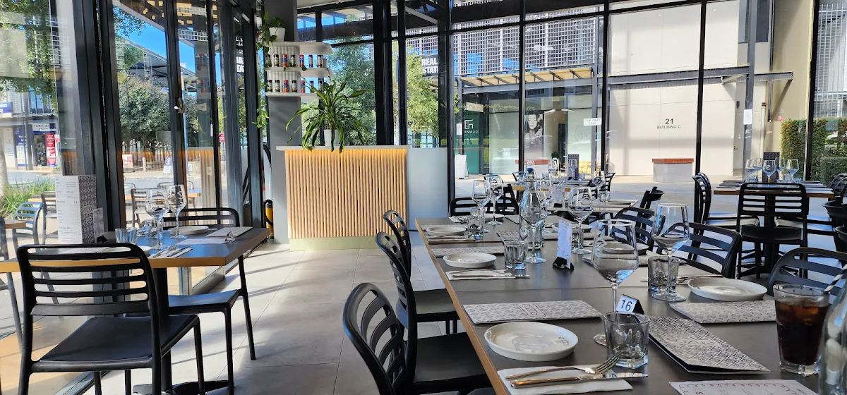 Vibe, Enzos Cucina Coomera