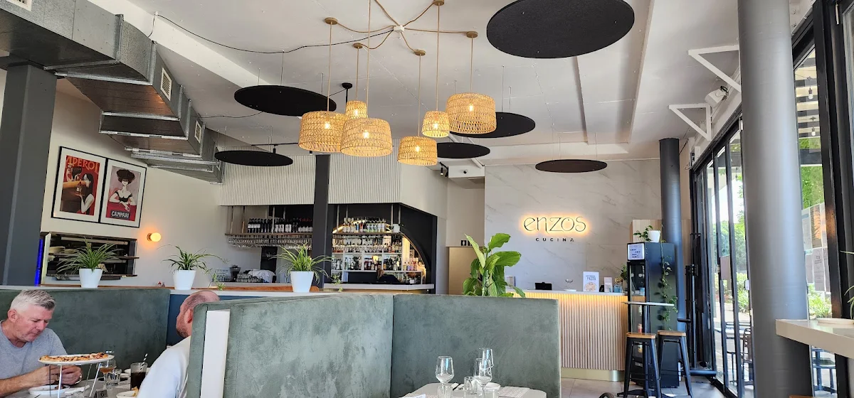 Vibe, Enzos Cucina Coomera