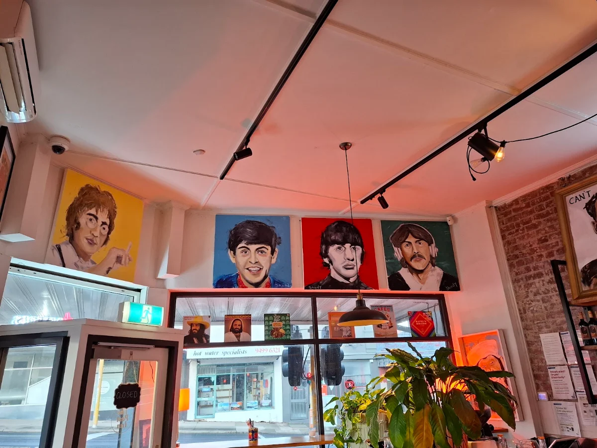 Vibe, The Post Inn