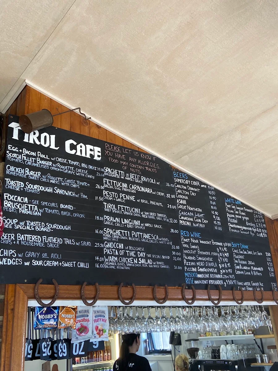 Menu, Tirol Café