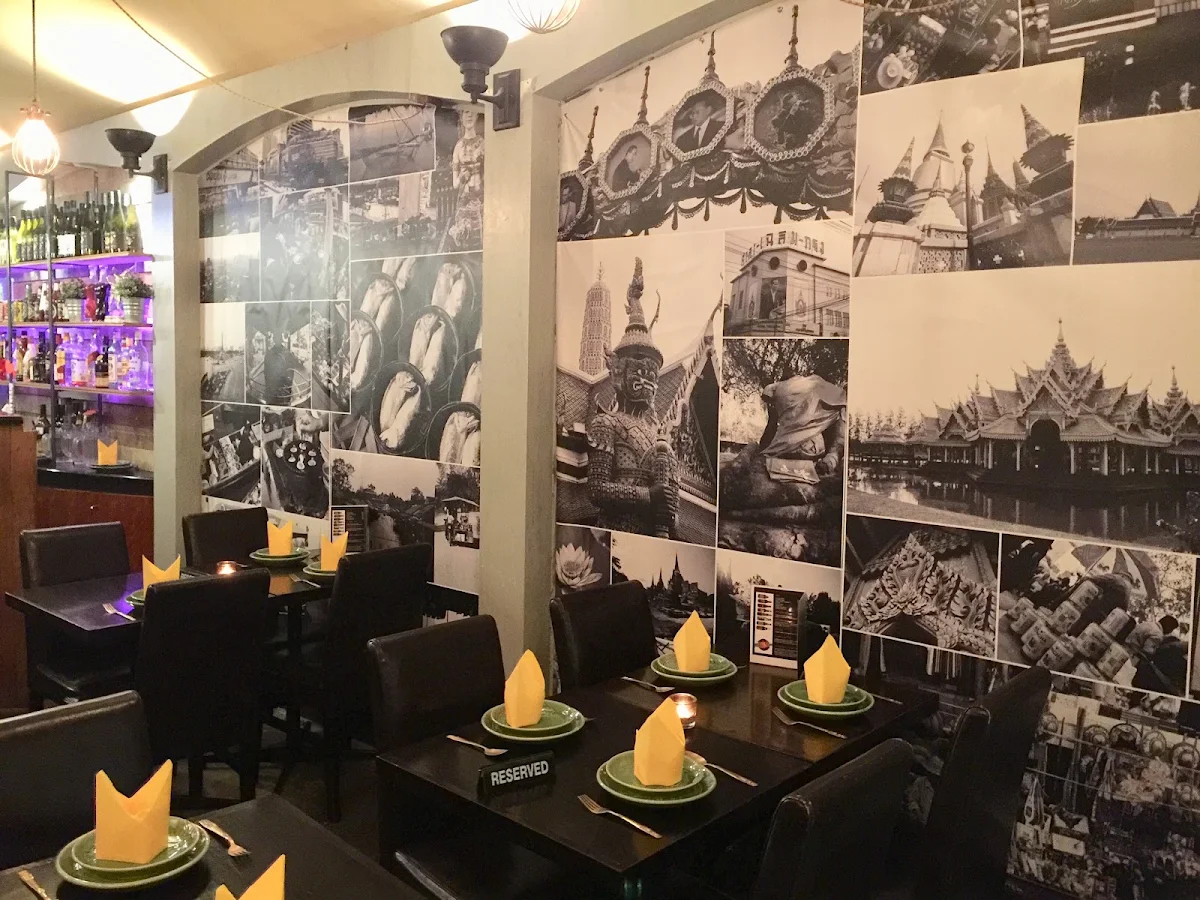 Vibe, Rama Thai Camberwell