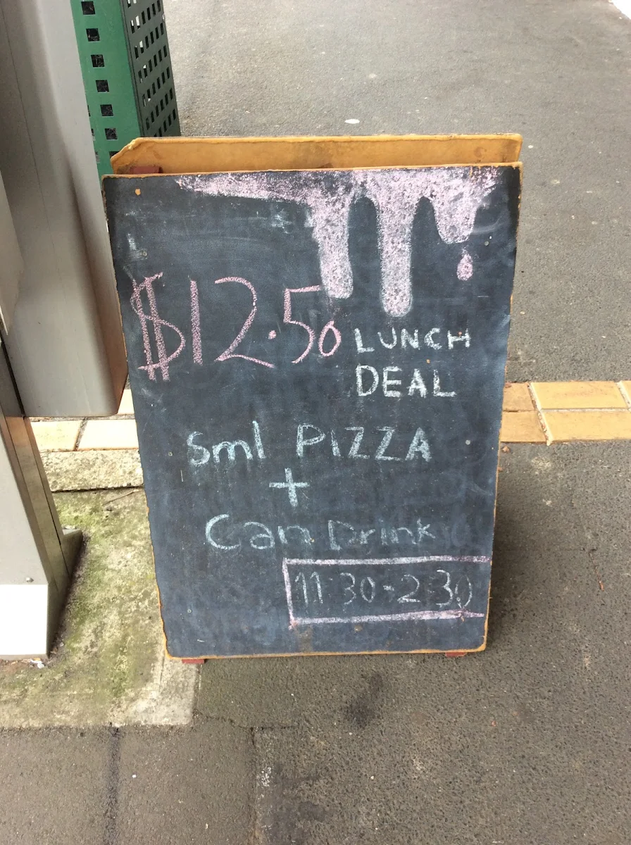 Menu, Vermont Pizzeria