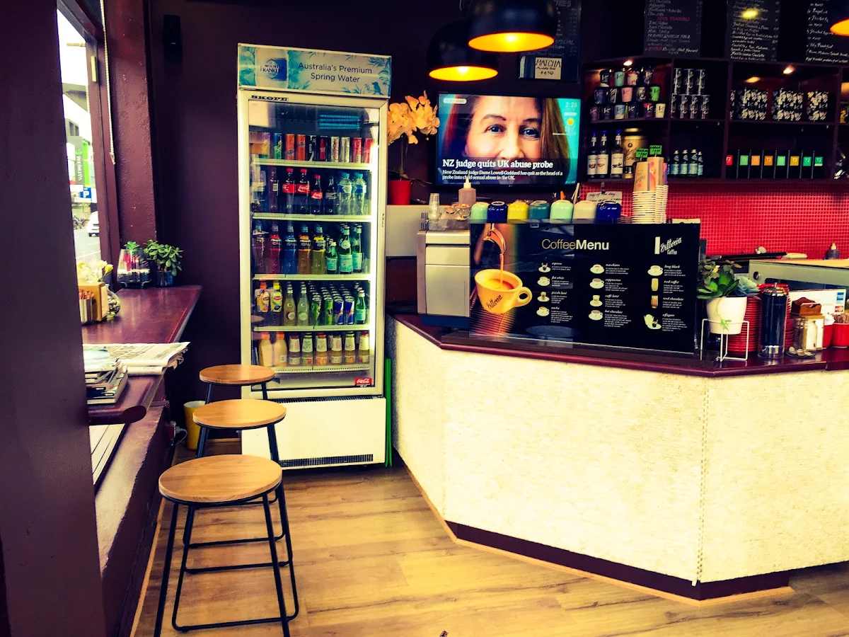 Vibe, The Victoria Lounge Cafe & Sandwich Bar.