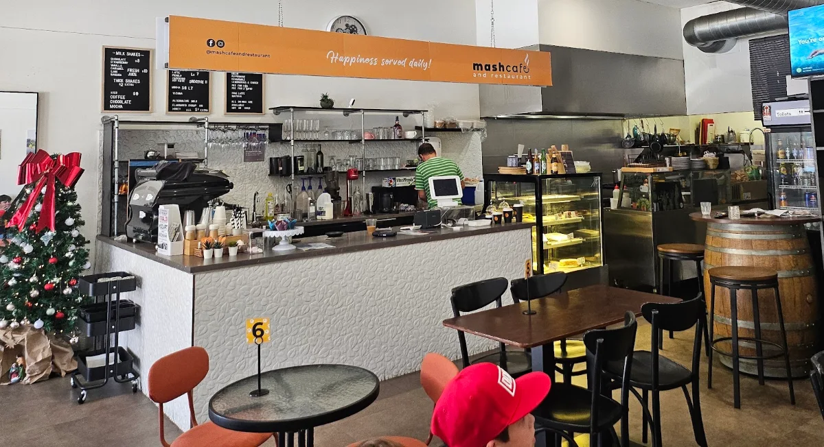 Vibe, Mash Café And Restaurant