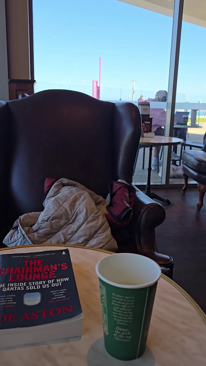 Vibe, Dôme Café - Scarborough Beachfront