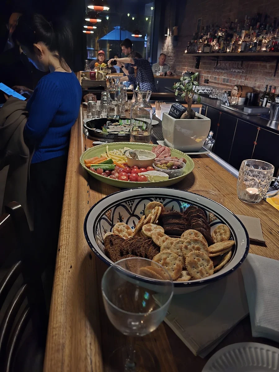 Food & drink, Bar Nearby