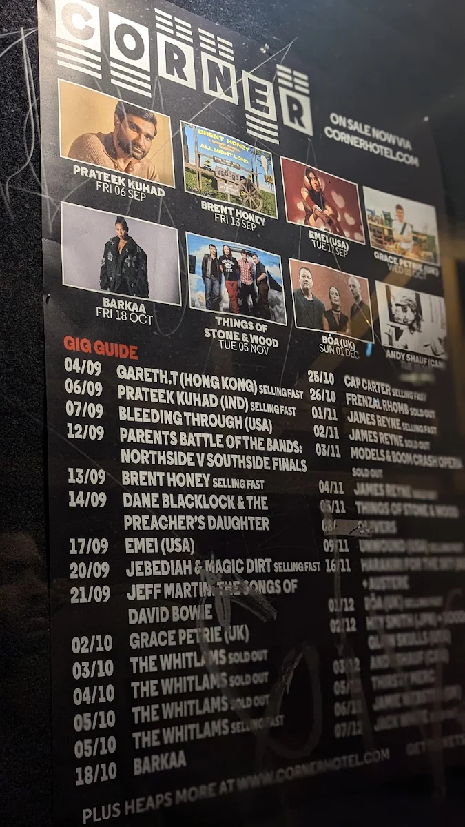 Menu, Corner Hotel