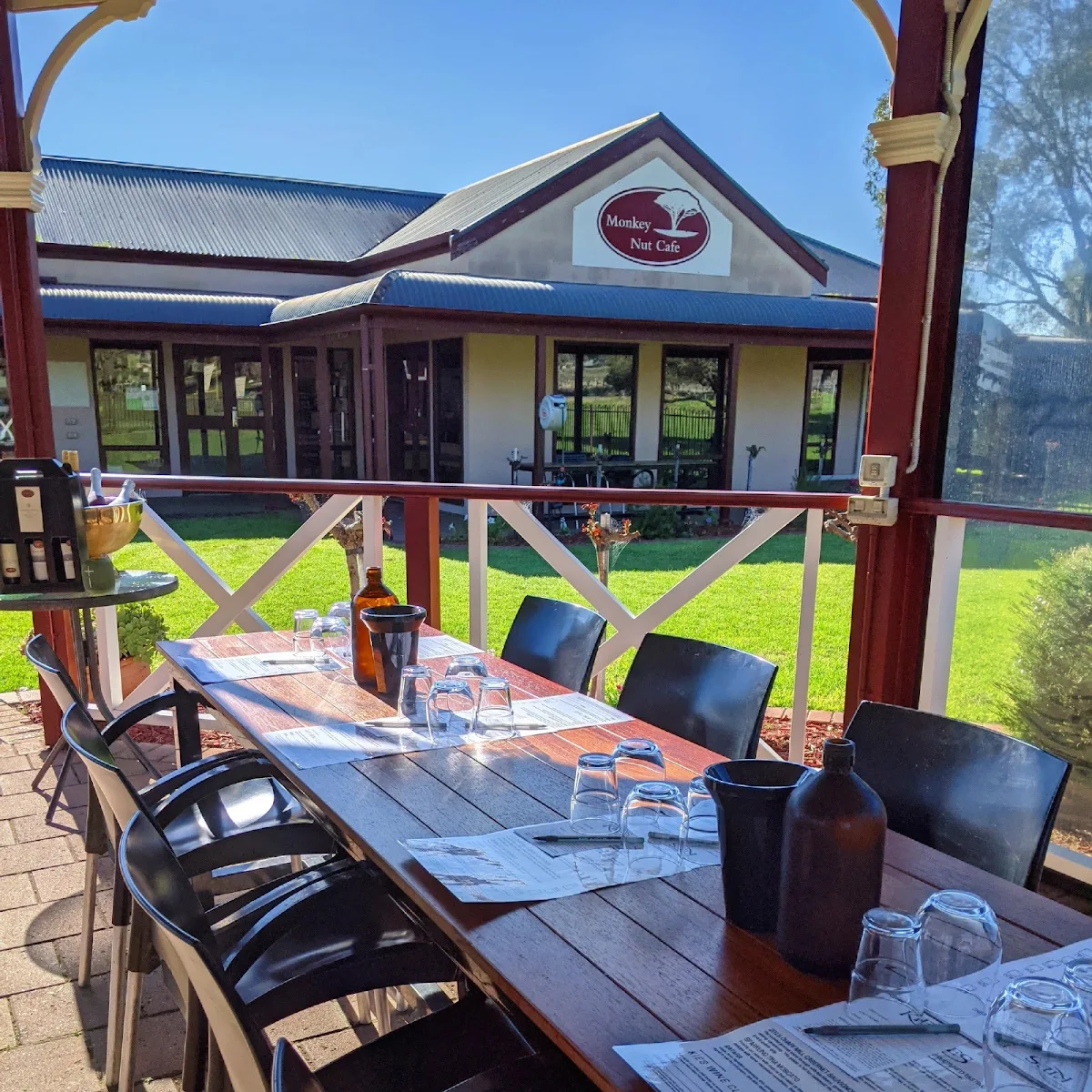 Vibe, Monkey Nut Café - Barossa Valley