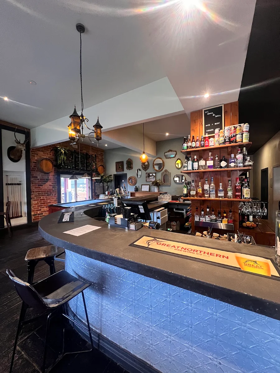Vibe, Farmers Arms Creswick