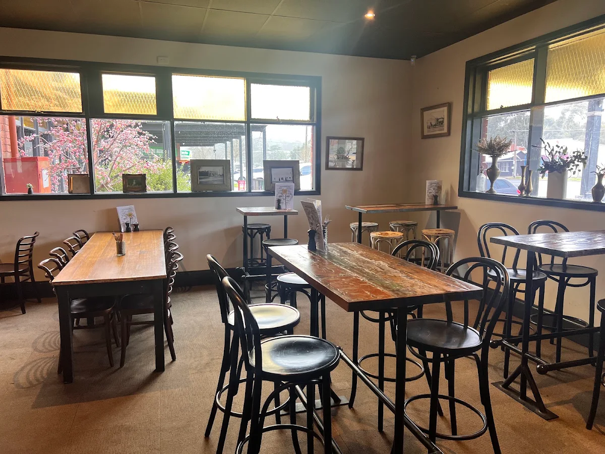 Vibe, Farmers Arms Creswick