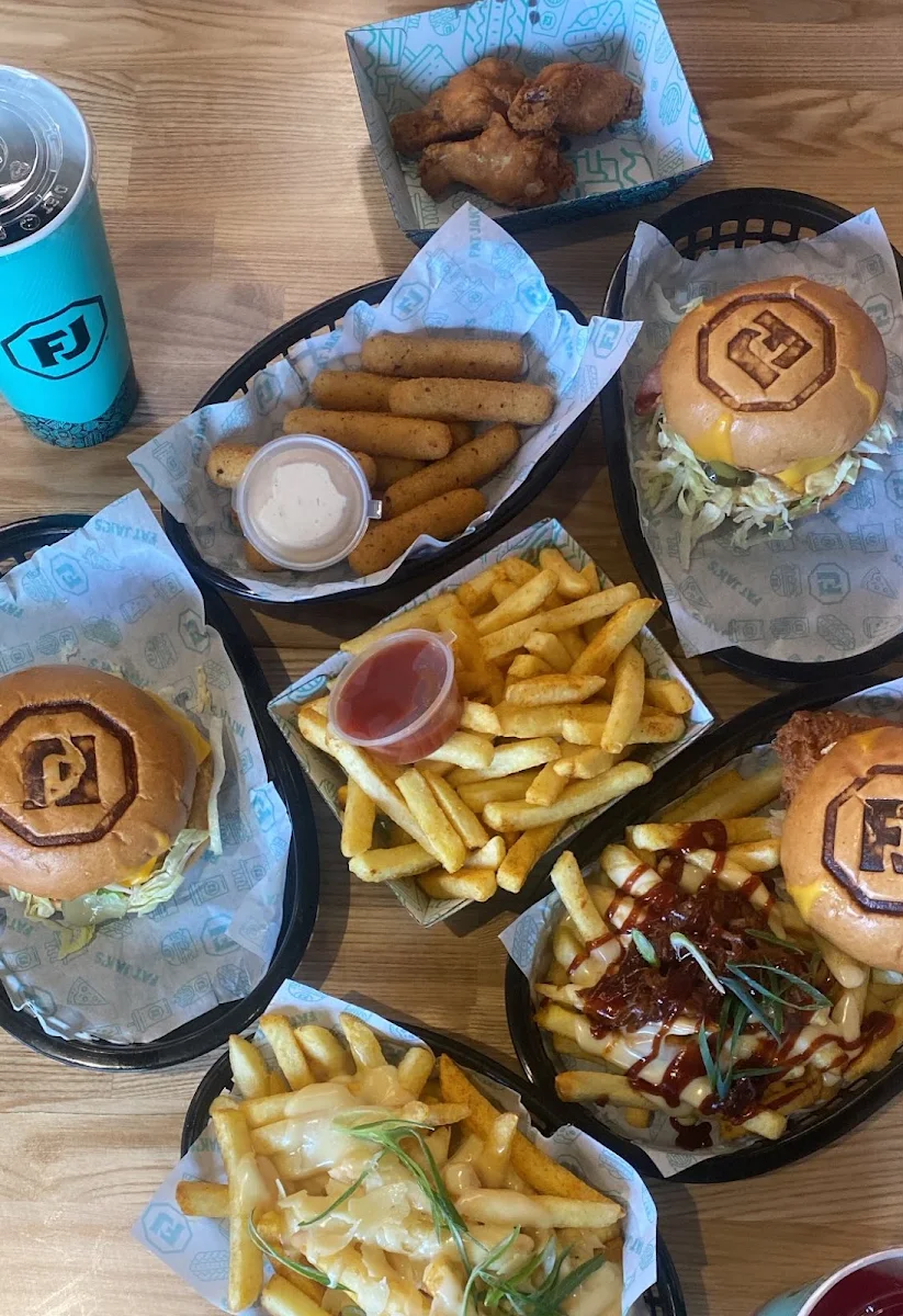 Food & drink, FAT JAK'S / GET CLUCK'D MERRYLANDS