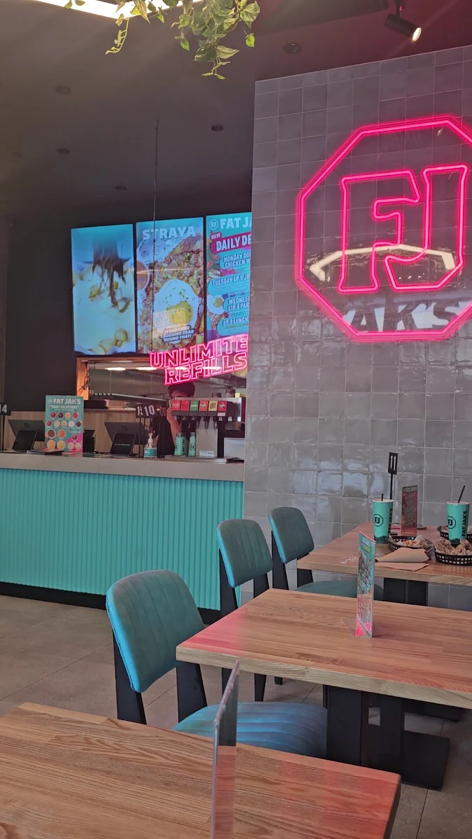 Vibe, FAT JAK'S / GET CLUCK'D MERRYLANDS