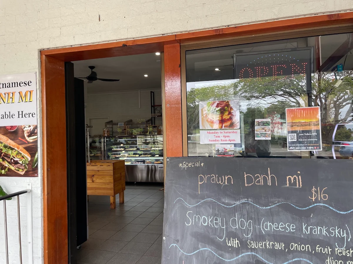 Menu, Annie's Country Bakery