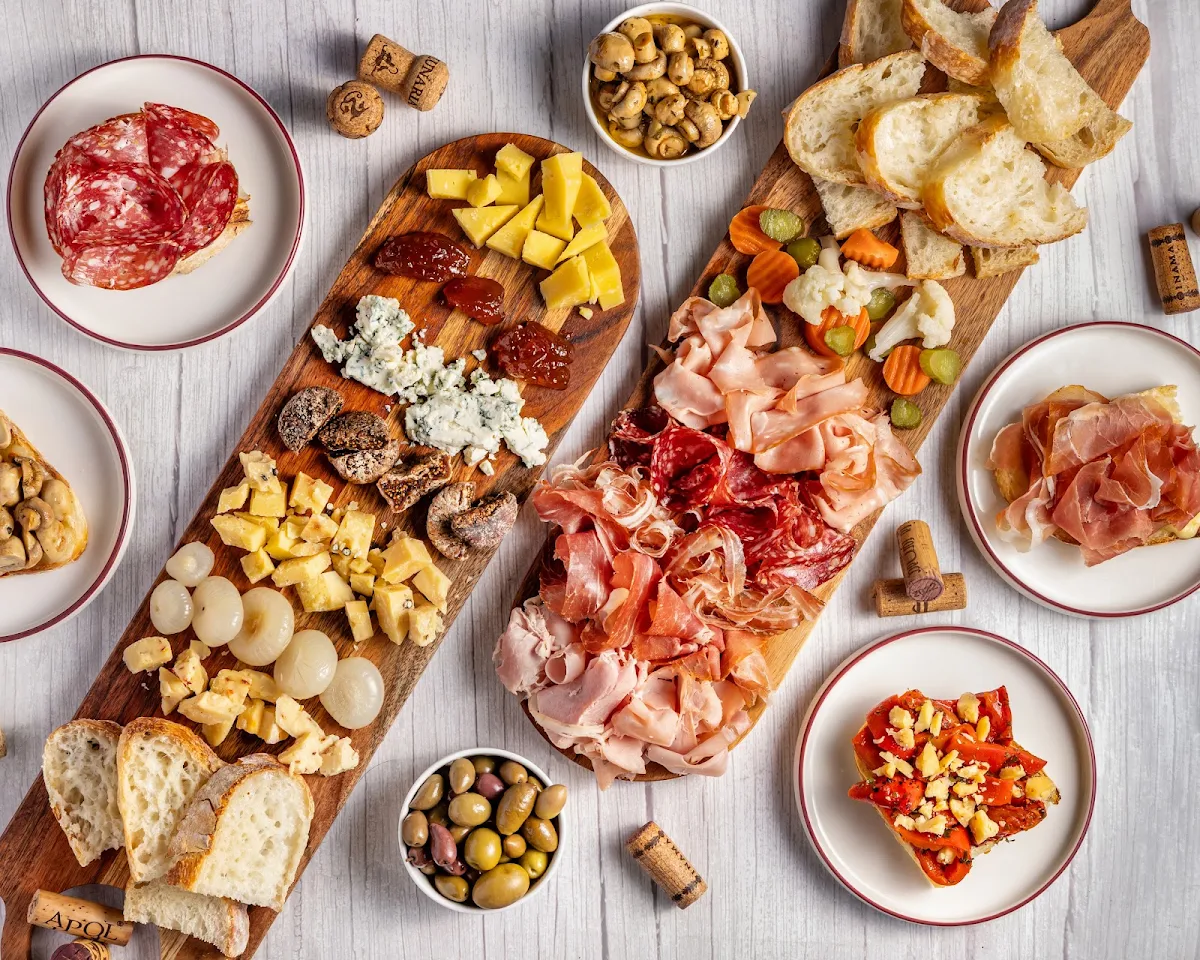 Food & drink, L'Enoteca Wine Bar at Il Mercato Centrale