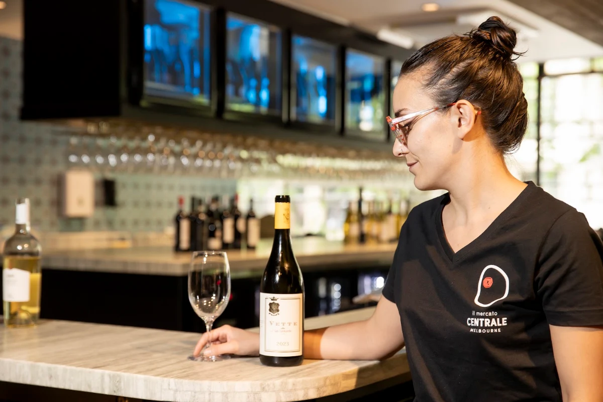 Vibe, L'Enoteca Wine Bar at Il Mercato Centrale