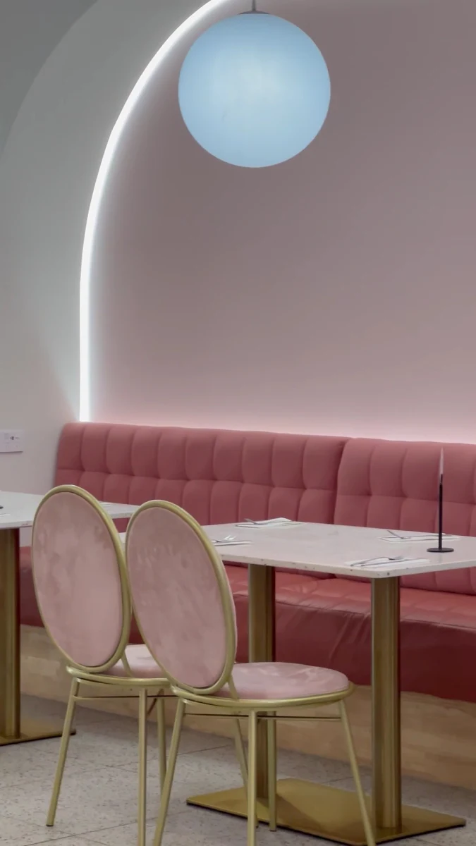 Vibe, Little Dreamer Cafe