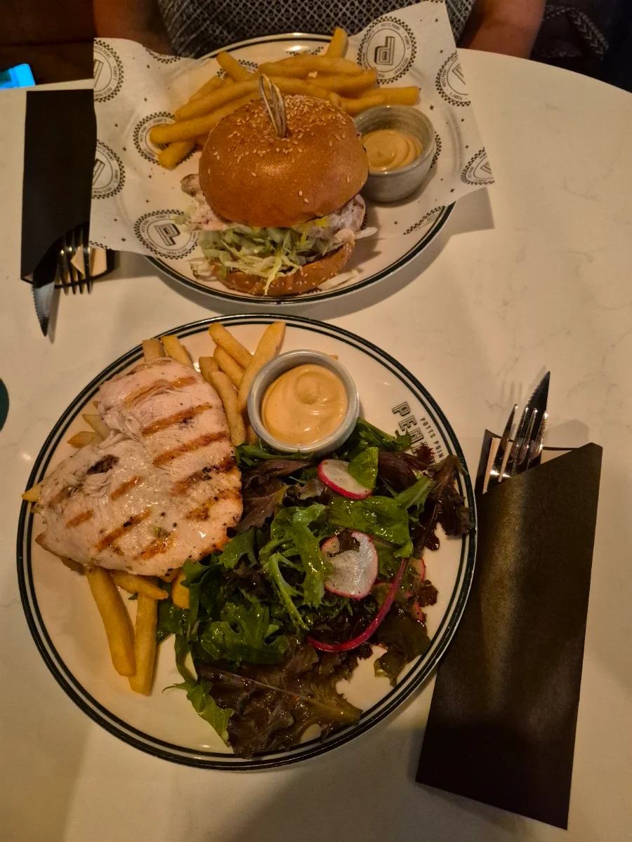 Food & drink, Pennys Hotel