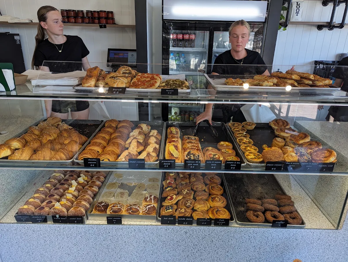 Vibe, Grain Bakery