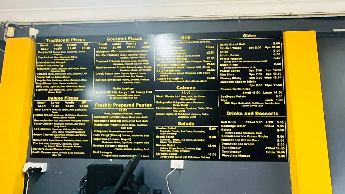 Menu, Pizza Queen Sunbury