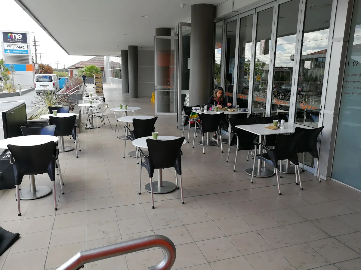Vibe, Cafe @ 49