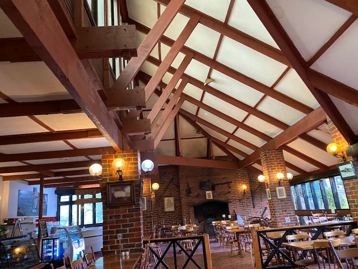 Vibe, Mount Dandenong Hotel