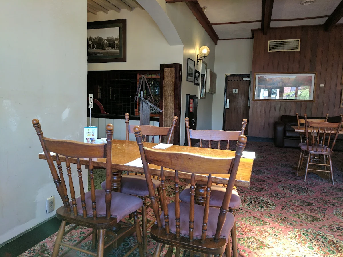 Vibe, Mount Dandenong Hotel