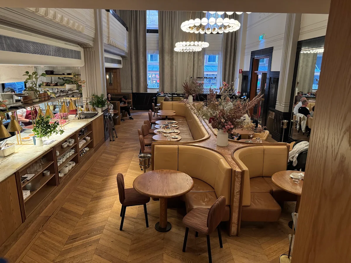 Vibe, The Charles Brasserie & Bar