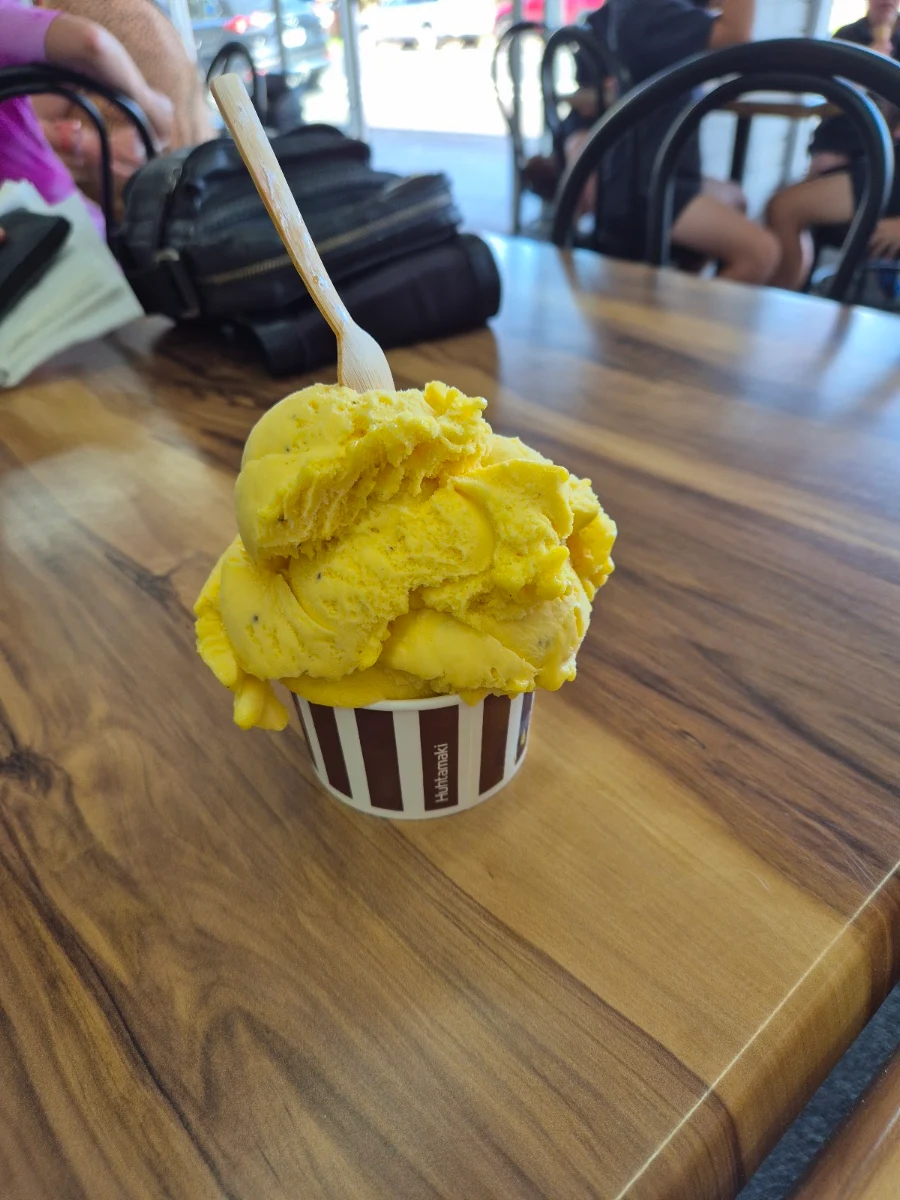 Food & drink, ROLLY'S ICE CREAMERY