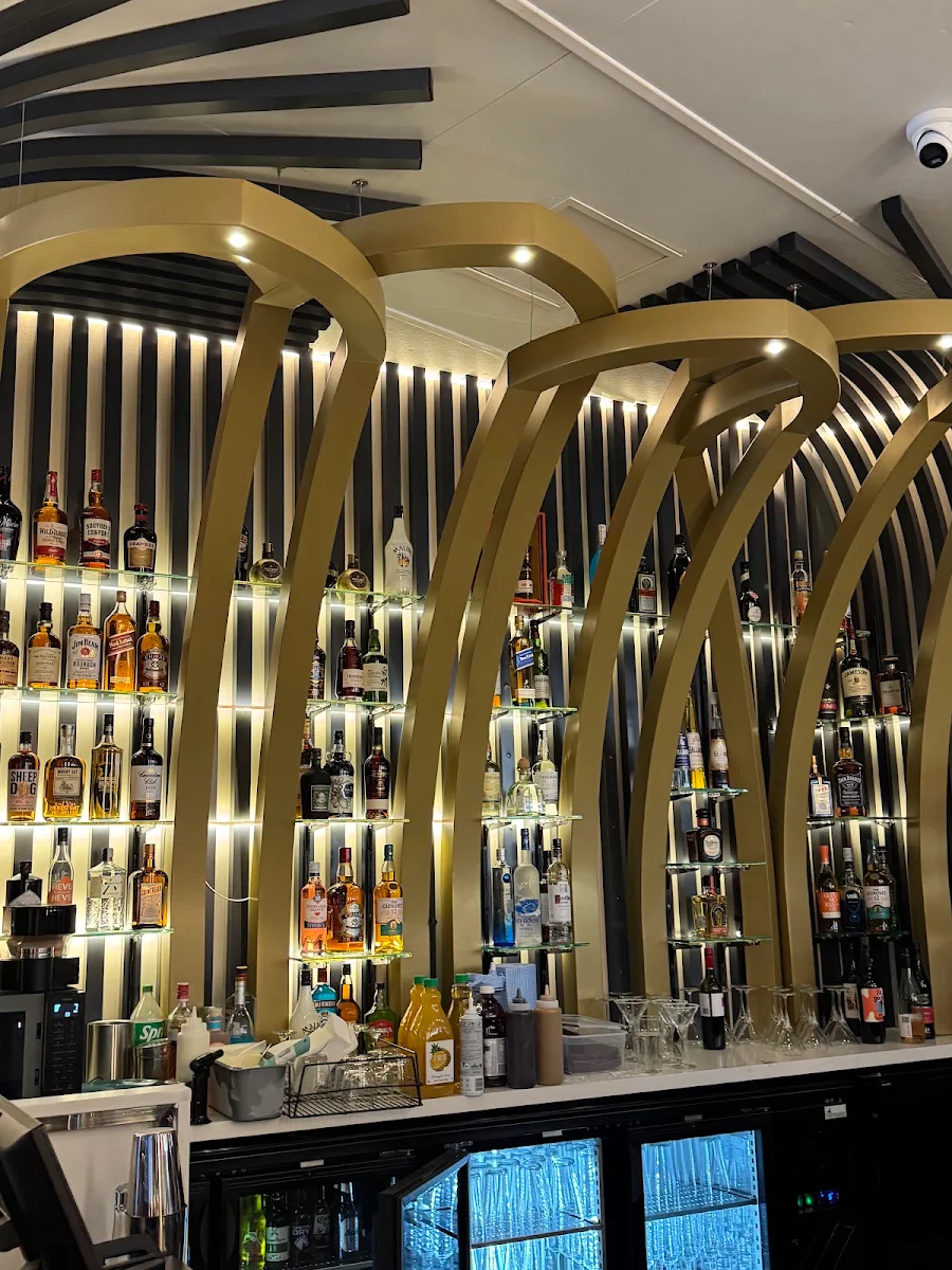 Vibe, The Cray Seafood & Grill Restaurant Essendon