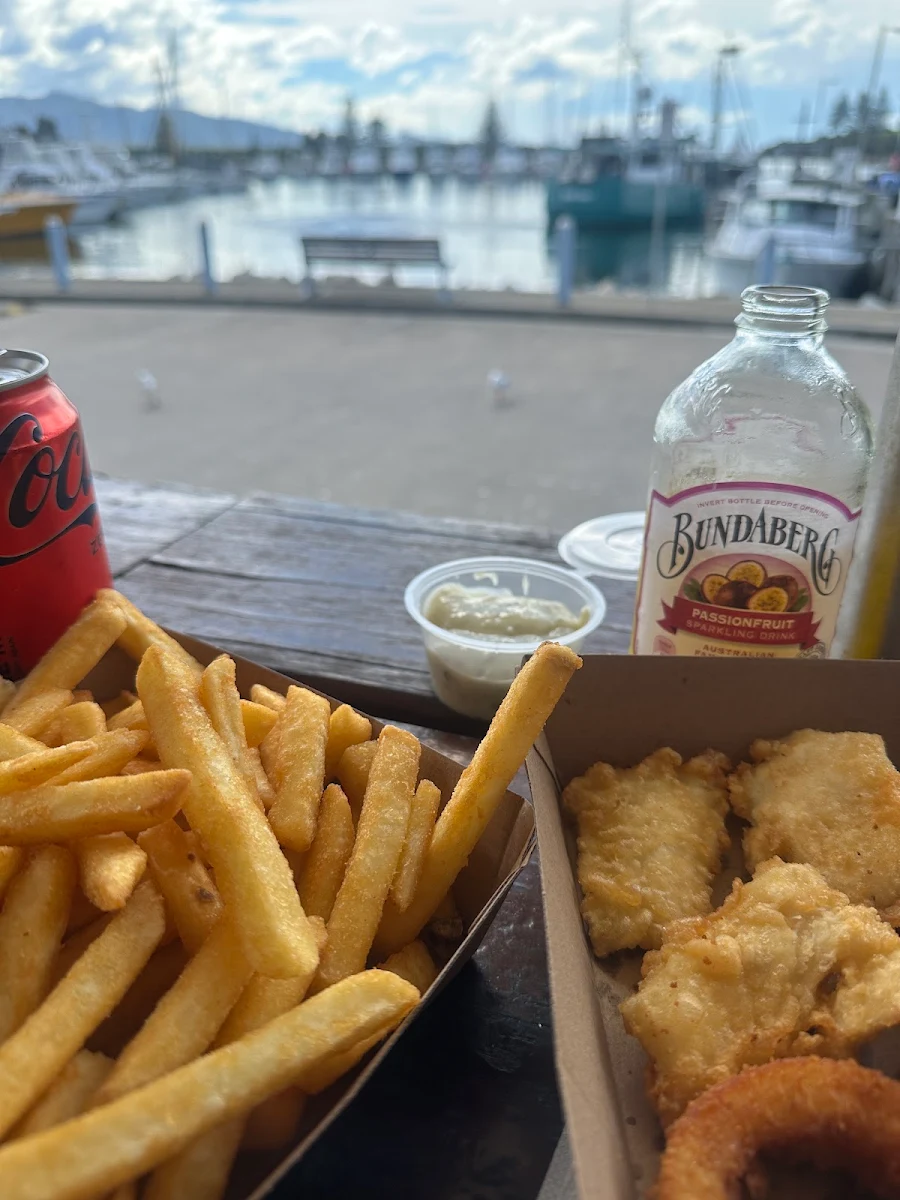Food & drink, Bluewave Seafood - Take away food near Bermagui, fish and chips Restaurants