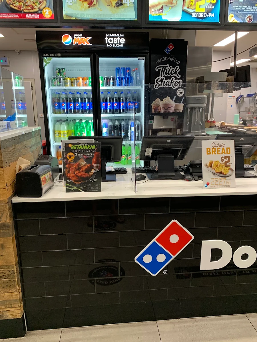 Vibe, Domino's Pizza Sunshine