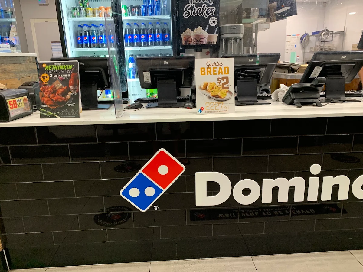 Vibe, Domino's Pizza Sunshine
