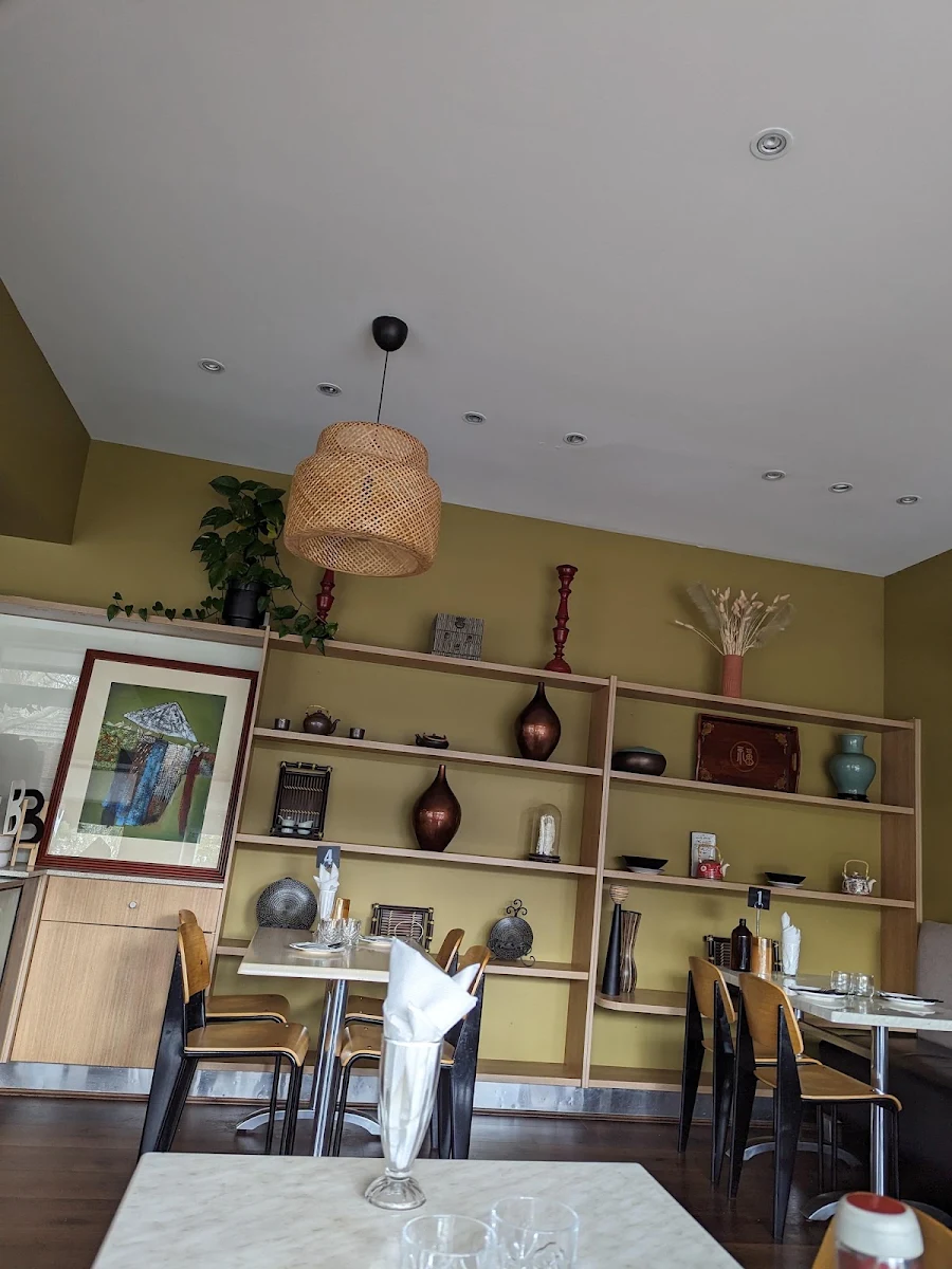 Vibe, Bao & Bun (Angela’s Kitchen)