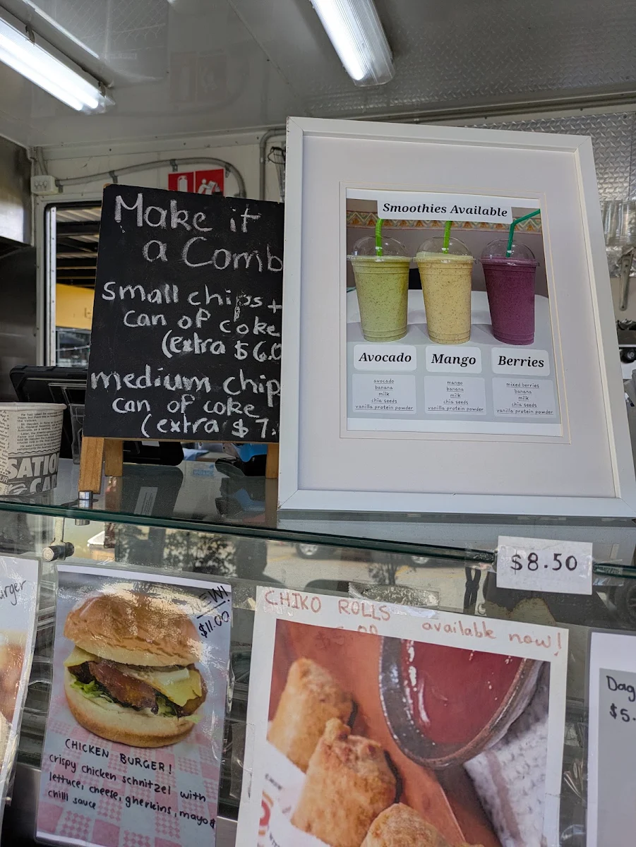 Menu, La Italiana Panini & Donut Cafe