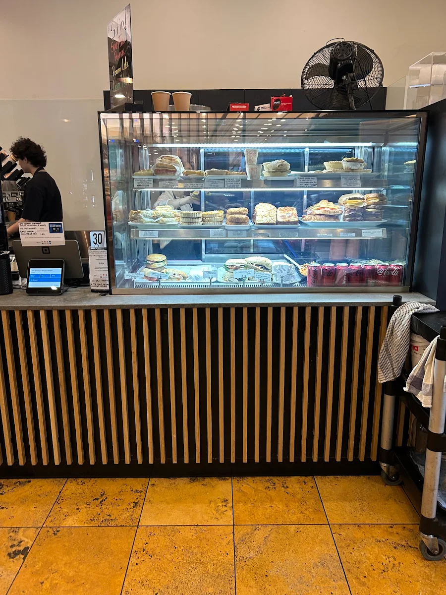 Vibe, Dymocks Cafe Melbourne