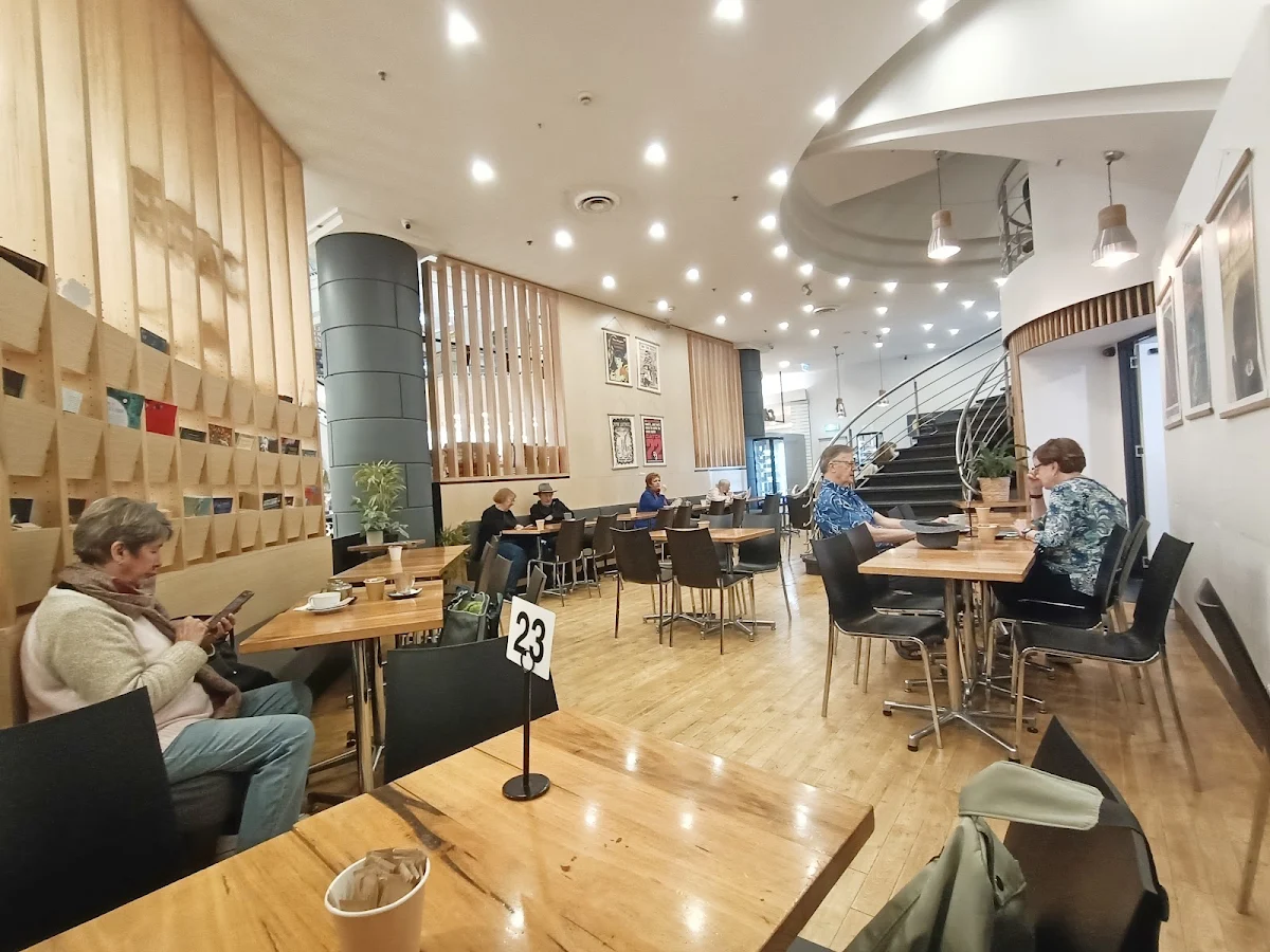 Vibe, Dymocks Cafe Melbourne