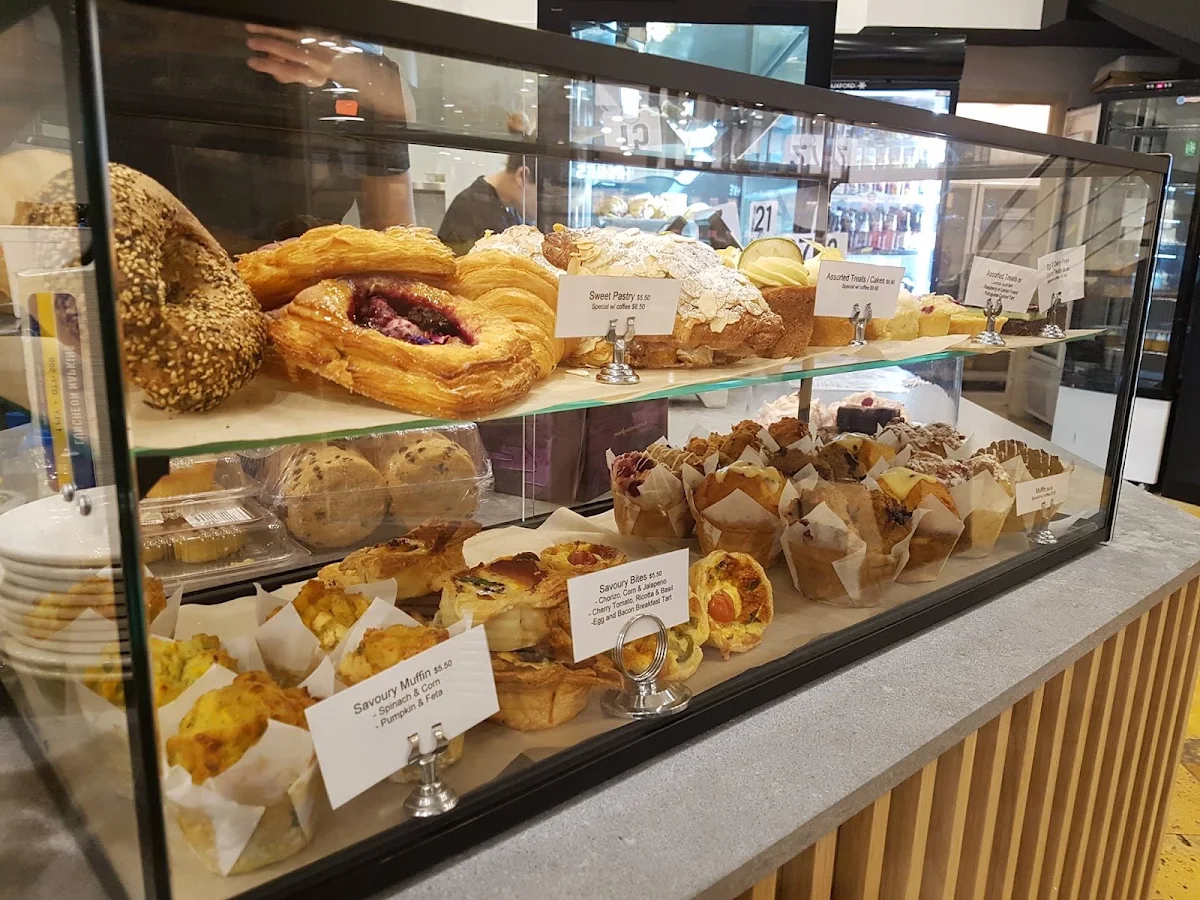 Vibe, Dymocks Cafe Melbourne